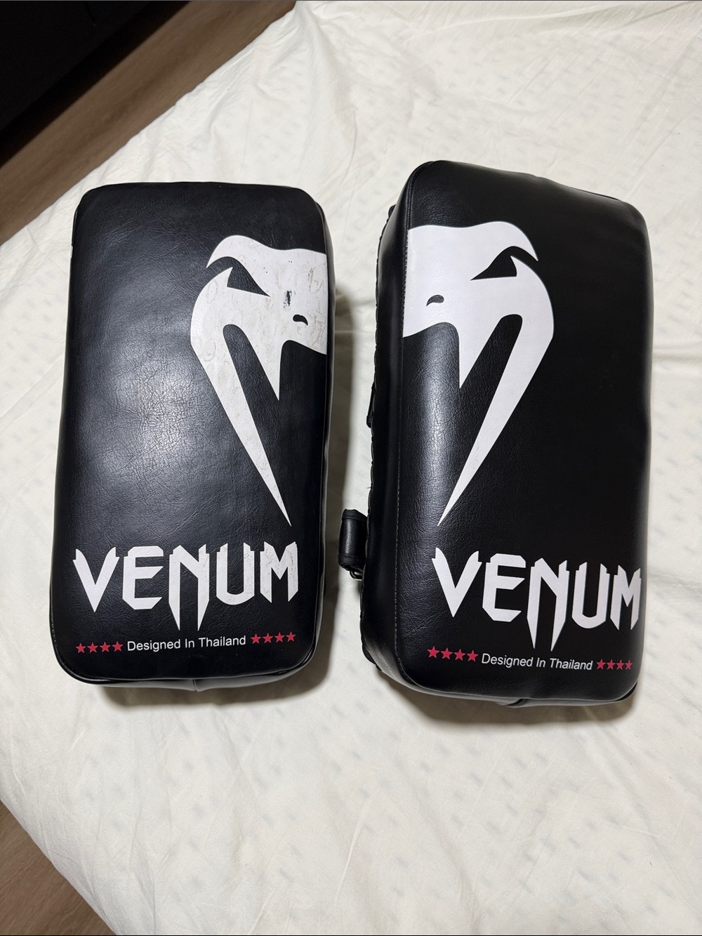 Black Strike Kick Pads - Pair Venum